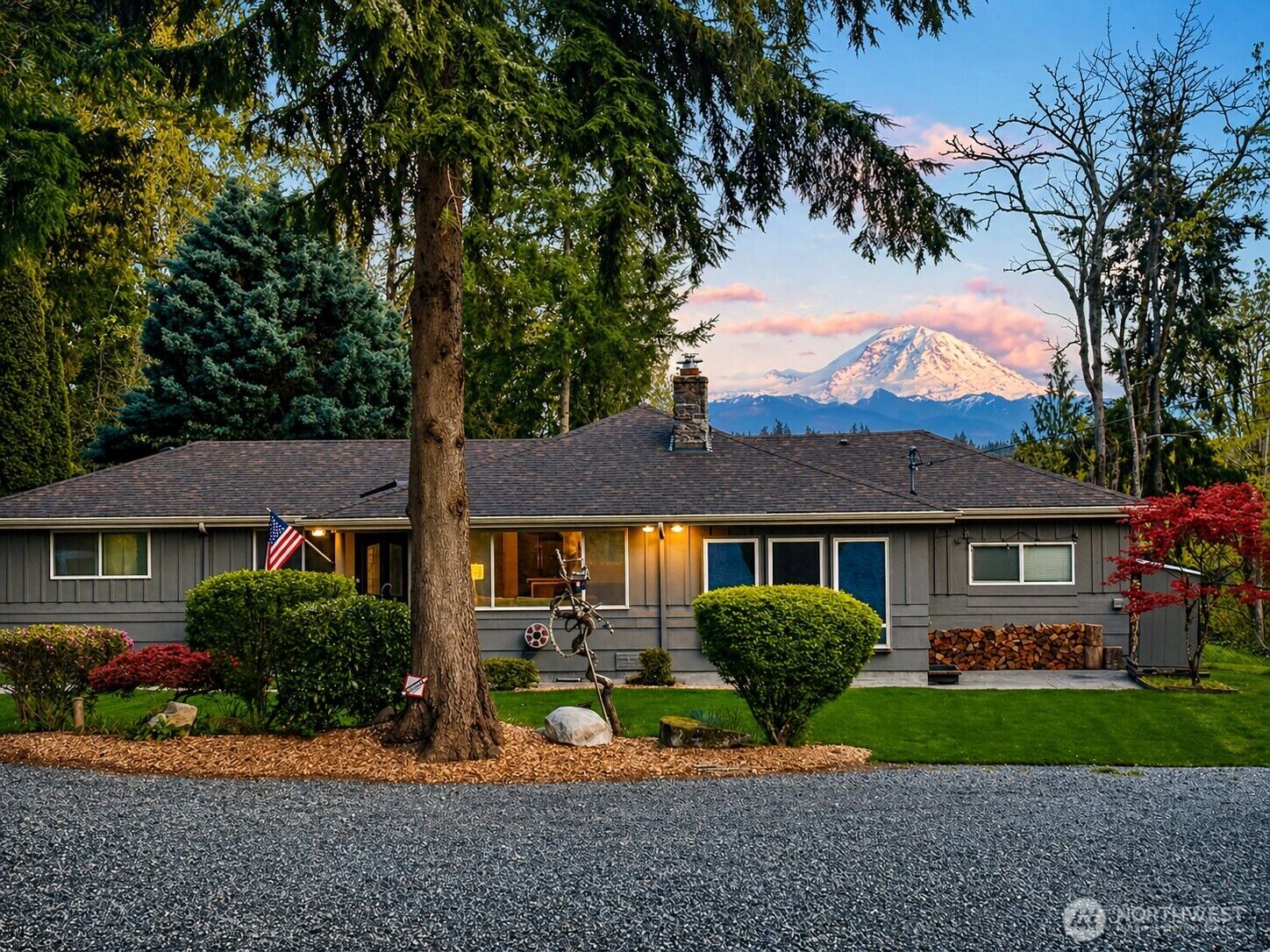 Property Photo: 21437 SE 232nd Street WA 98038