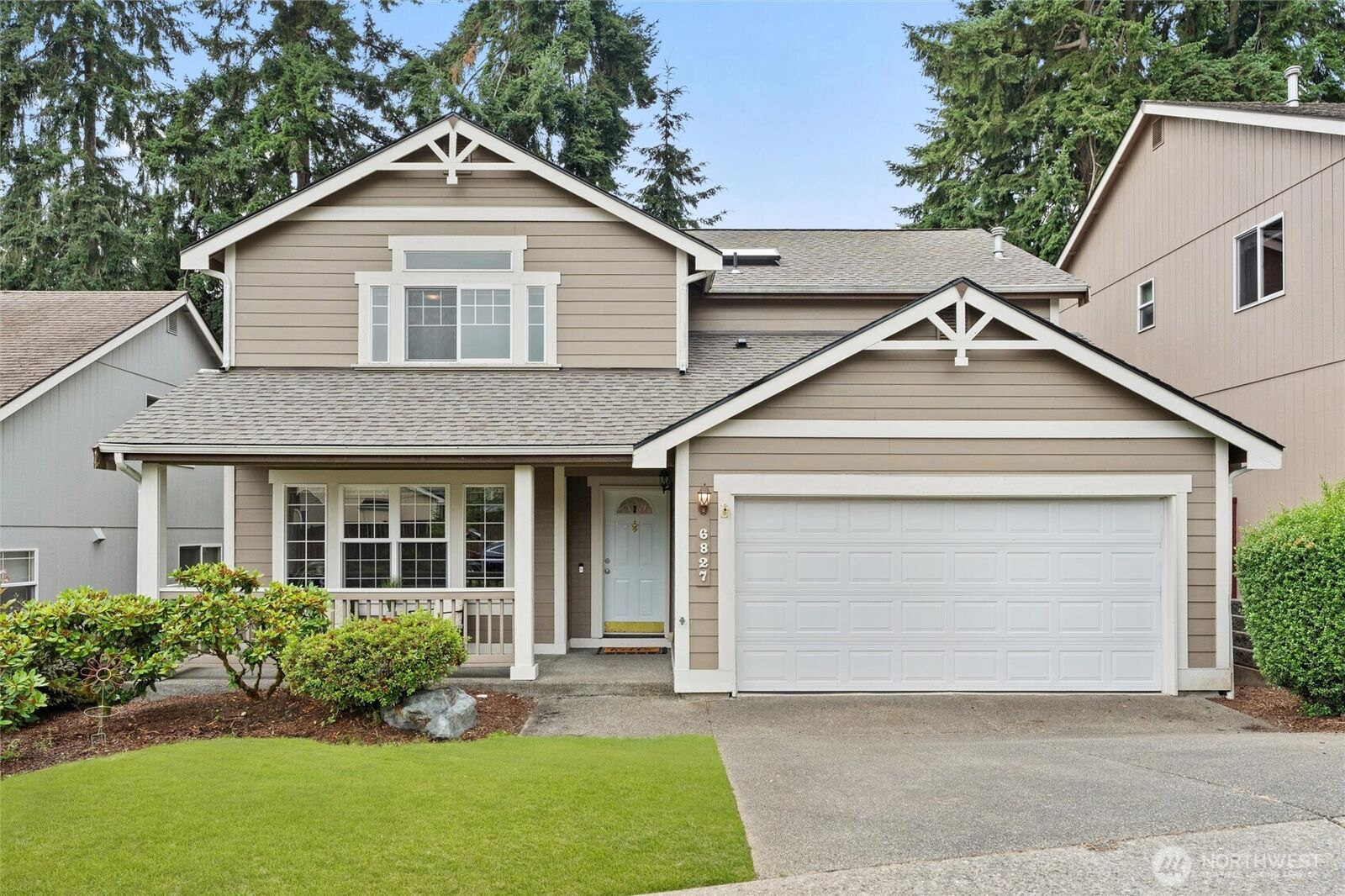 Property Photo:  6827  11th Avenue NE  WA 98516 