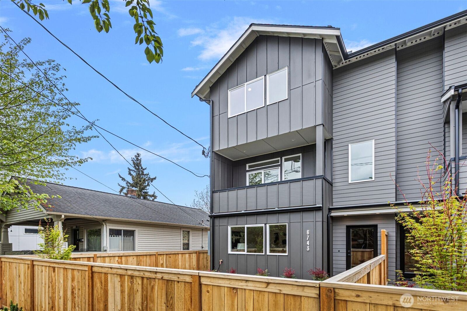 Property Photo:  6743  Earl Avenue NW  WA 98117 