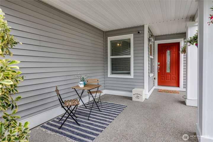 Property Photo:  2731 SW Jabirin Way  WA 98367 