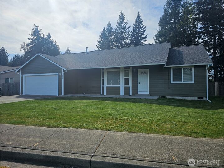 Property Photo:  699  Myers Street SE  WA 98576 