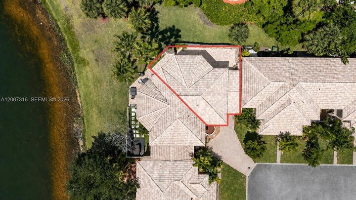 Property Photo:  17086 NW 22nd St  FL 33028 