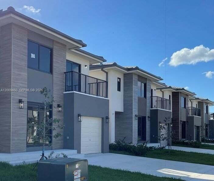 Property Photo:  1171 NW 3rd St  FL 33034 