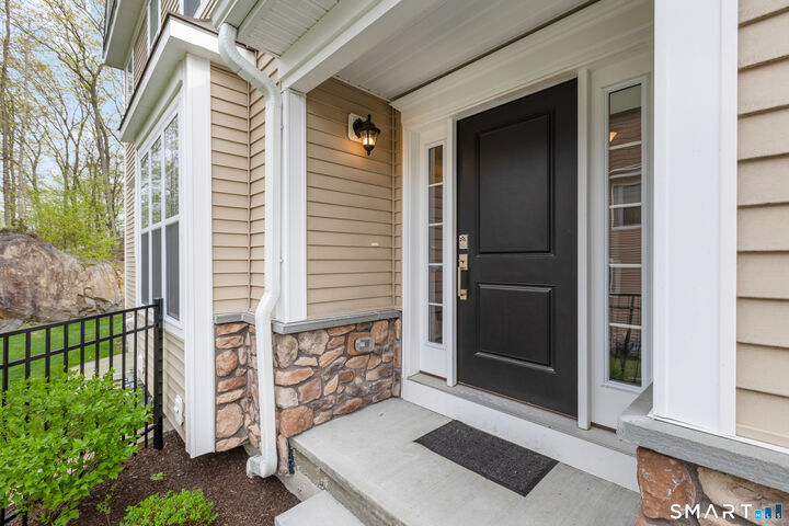 Property Photo:  16 Hunting Ridge Lane  CT 06801 