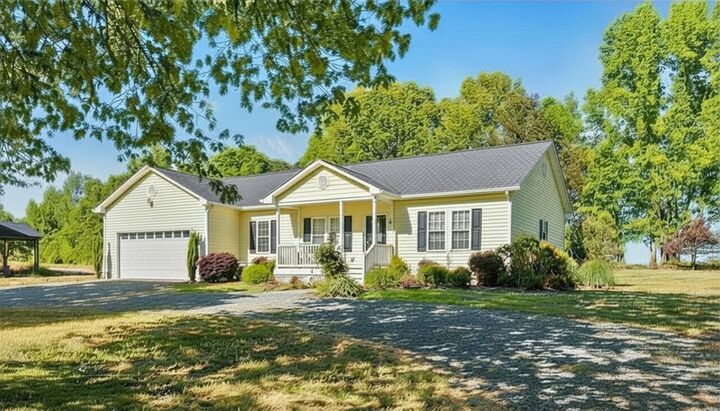 Property Photo:  242 Lake Ridge Drive  VA 24529 
