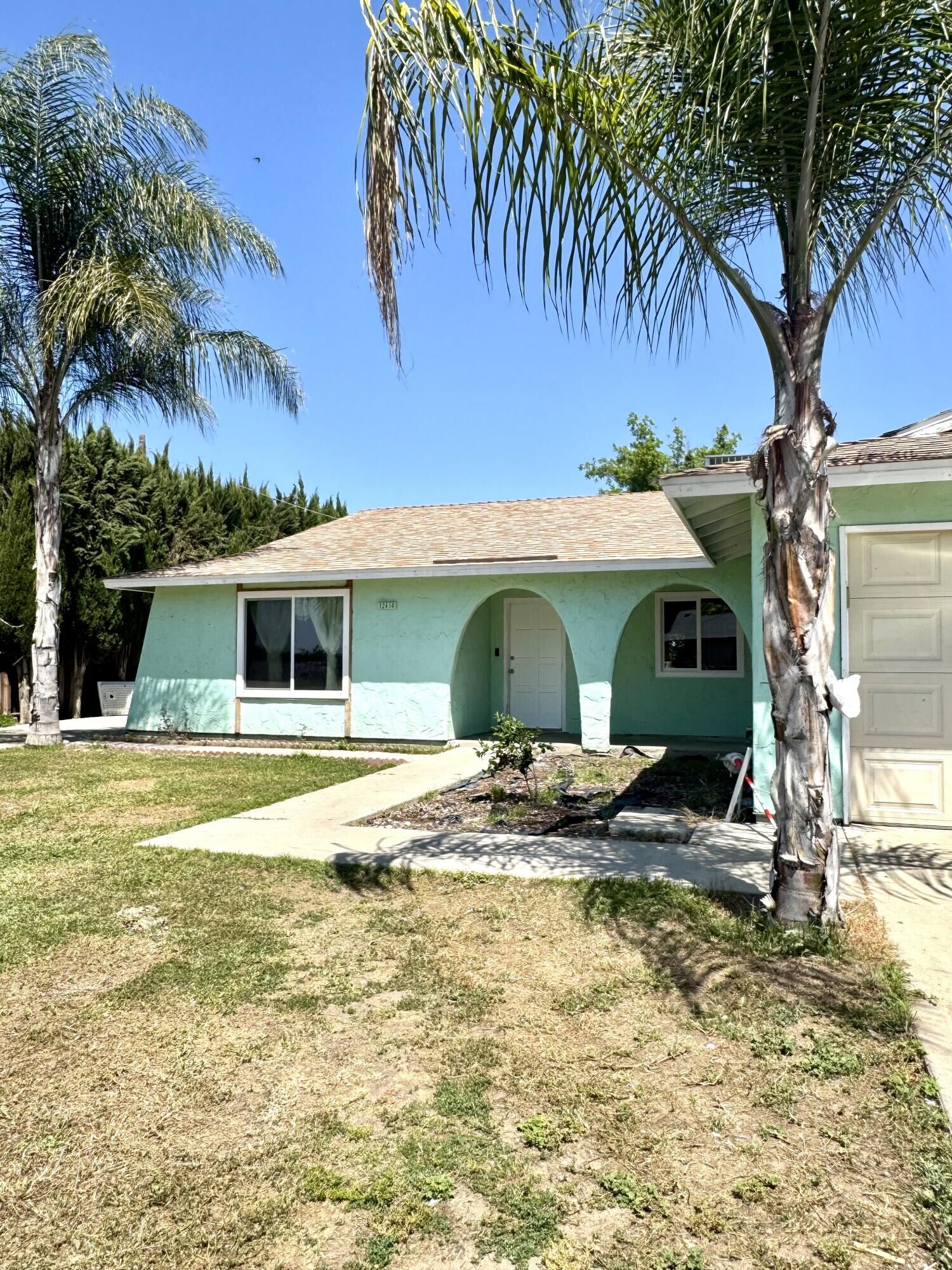 Property Photo:  12414 Edward Avenue  CA 93647 