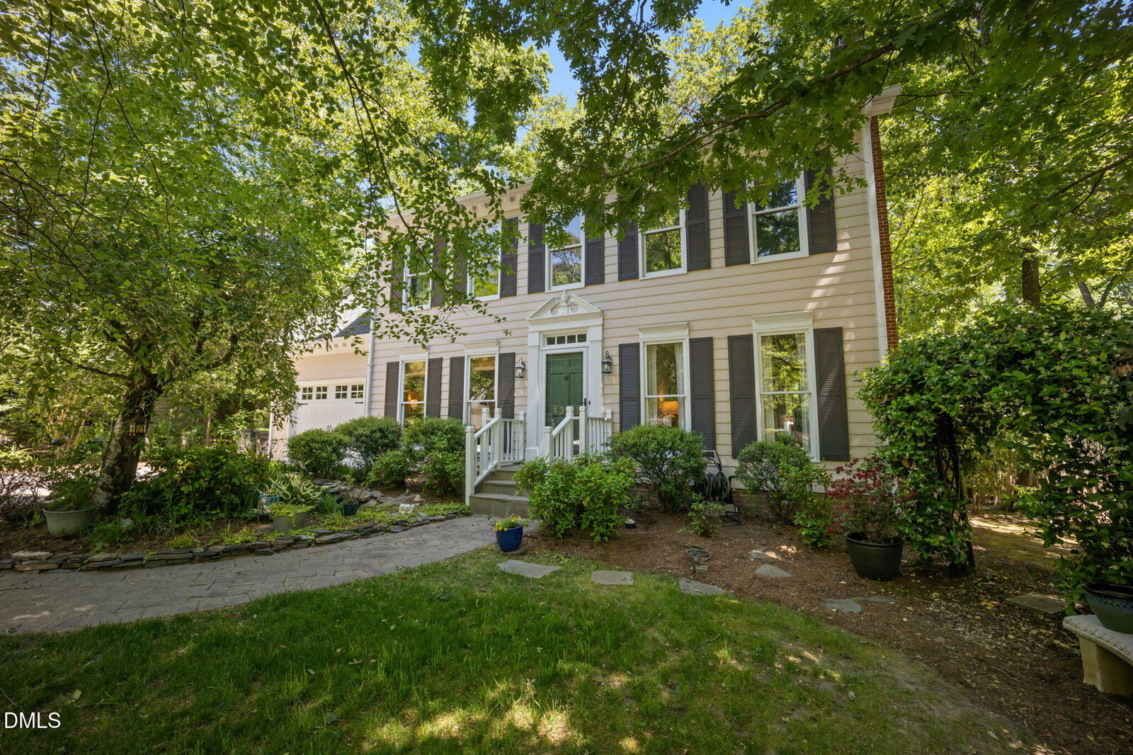 Property Photo: 1307 Chimney Hill Drive NC 27502