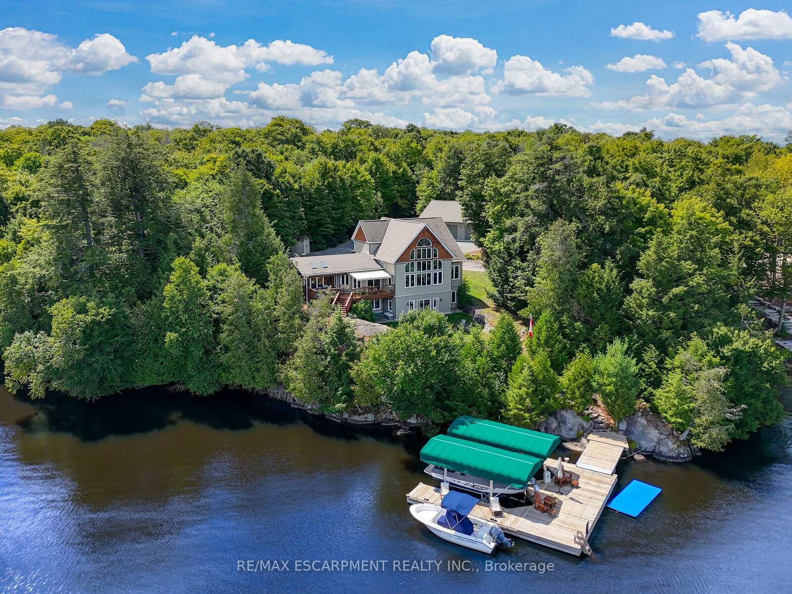 Property Photo: 36 Manitouwabing Estates Road ON P2A 0B5
