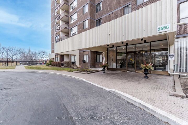 Property Photo: 2556 Argyle Road 1201 ON L5B 2H6
