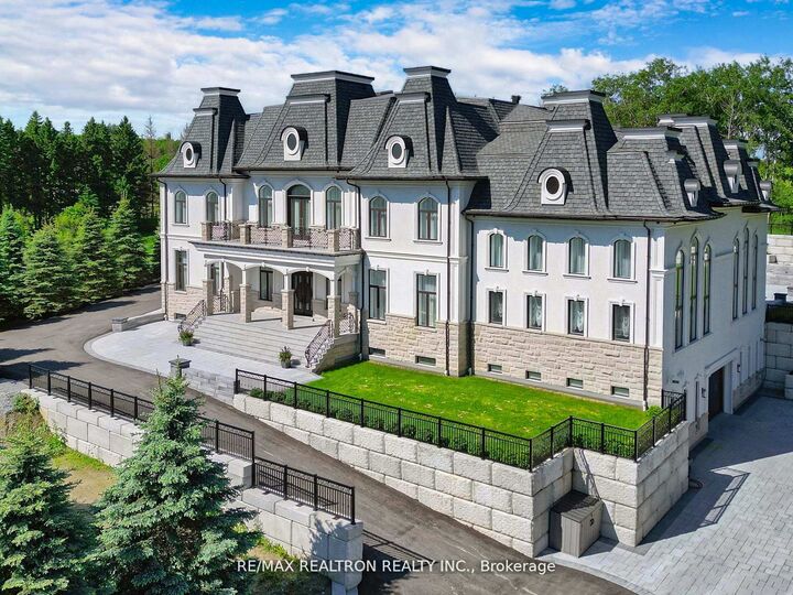 Property Photo: 14358 Bathurst Street ON L7B 1K5