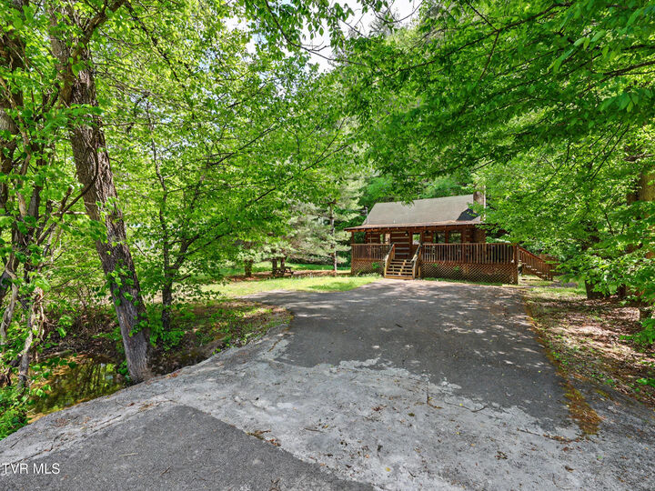 Property Photo:  1561 Jobey Green Hollow Road  TN 37876 