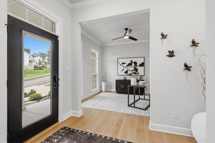 Property Photo:  333 Crest Ln  PA 16046 