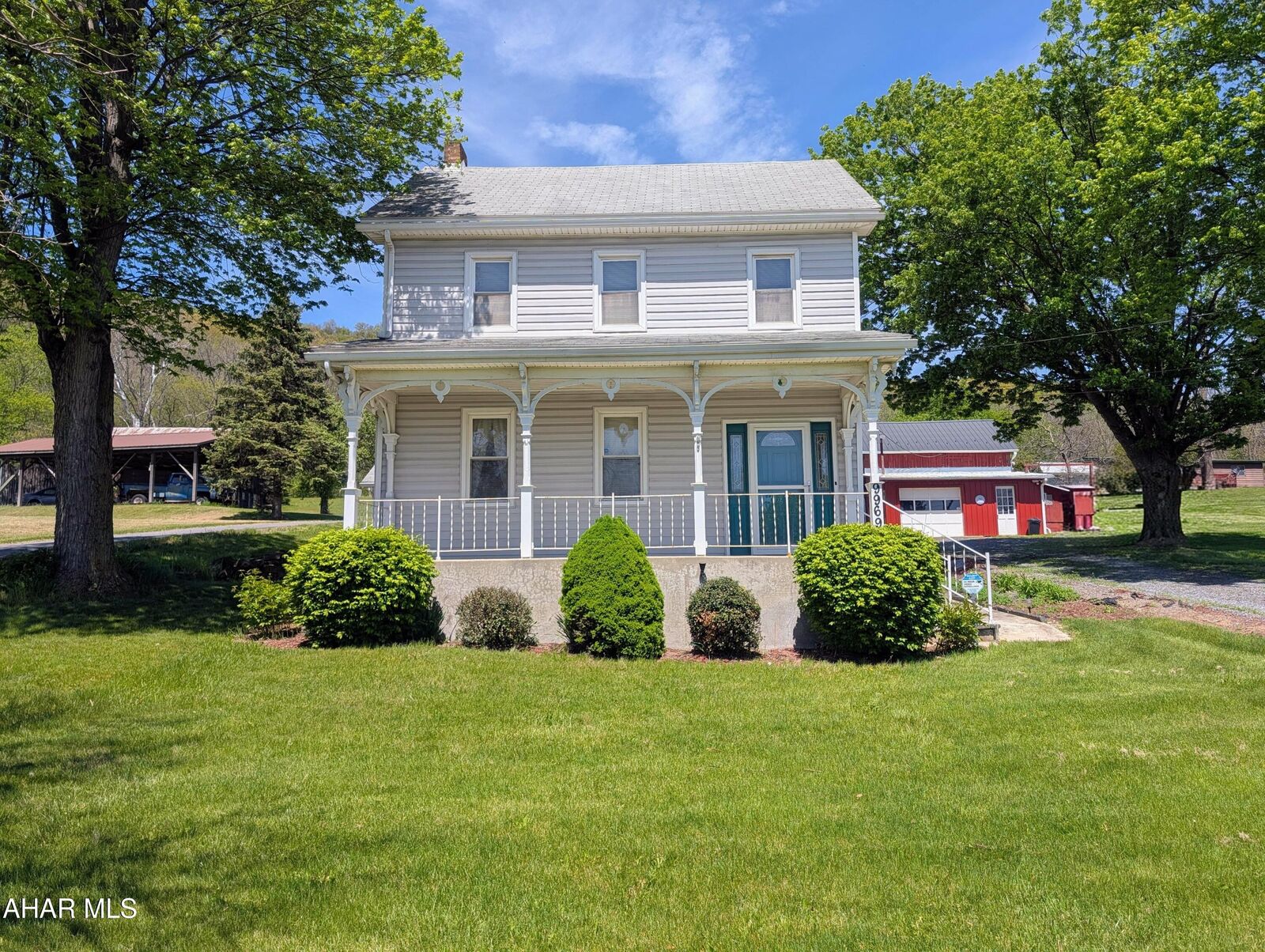Property Photo:  9969 Lincoln Highway  PA 15537 