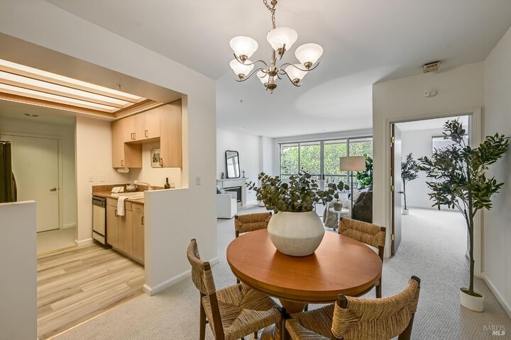 Property Photo:  600 Deer Valley Road 2P  CA 94903 