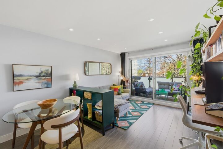 1864 Frances Street 205 — photo 1