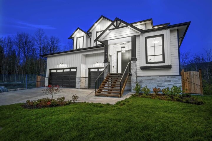 Property Photo: 11018 243B Street BC V2W 1H5