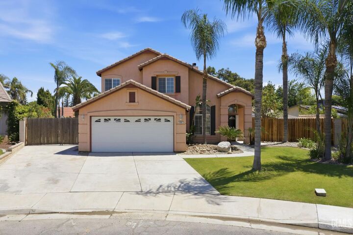 Property Photo:  9507 W Goshen Court  CA 93311 