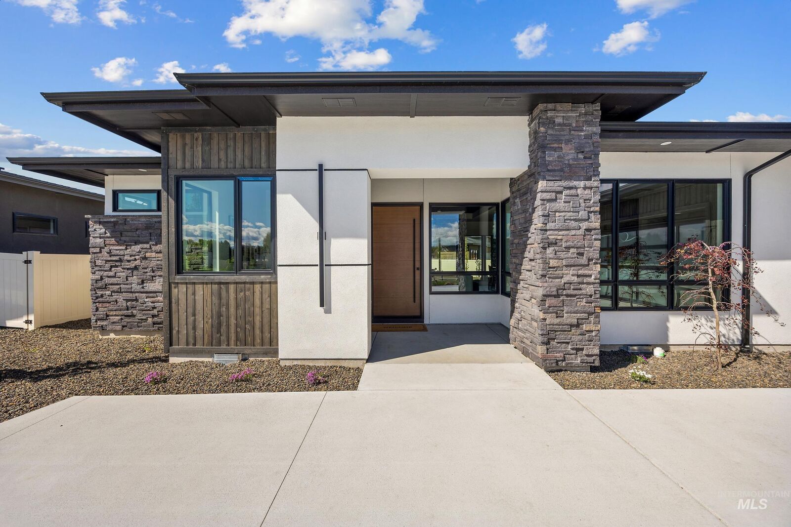 Property Photo:  591 N Pembina Place  ID 83616 