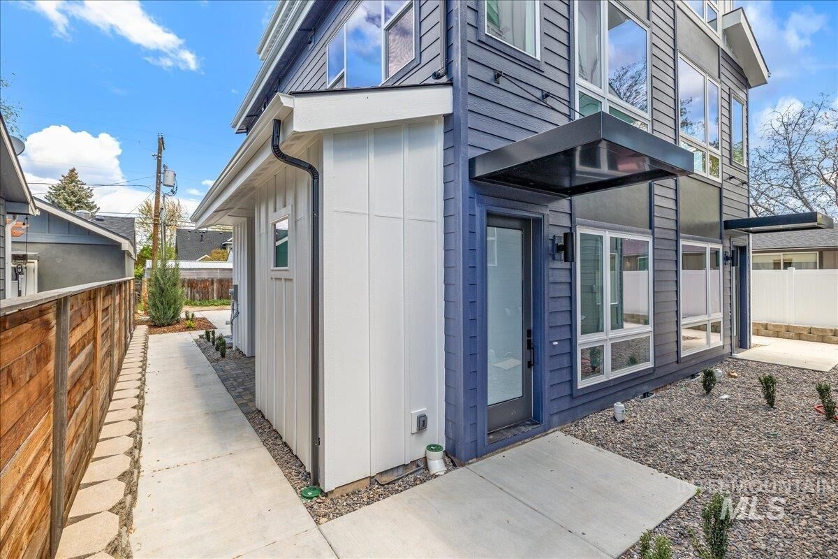 Property Photo:  2810 W Bannock St 1  ID 83702 