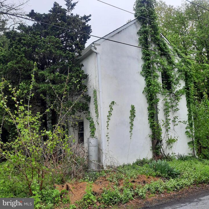 Property Photo:  1300 N Ridge Road  PA 18944 