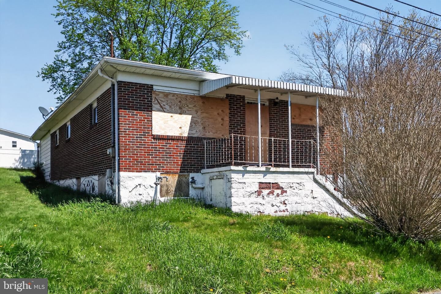 Property Photo: 111 Cannaday Street WV 25801
