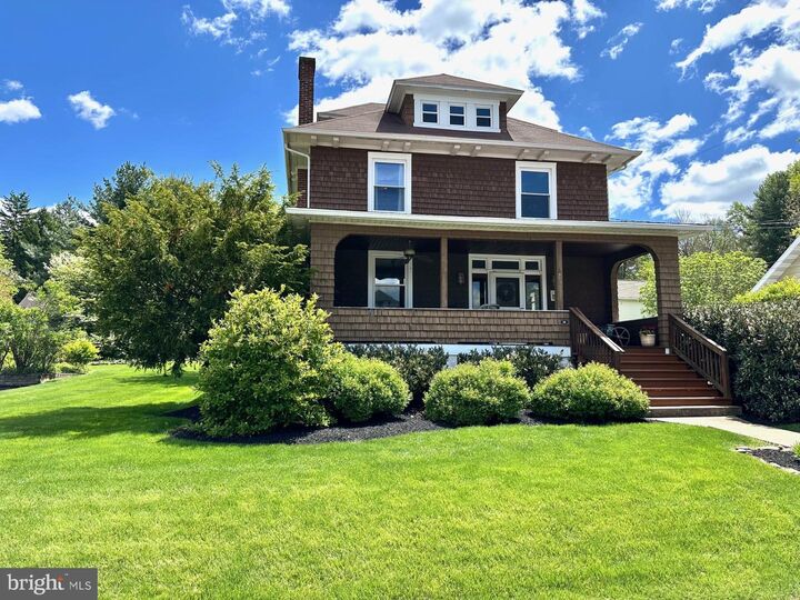 Property Photo:  19 S Constitution Avenue  PA 17349 
