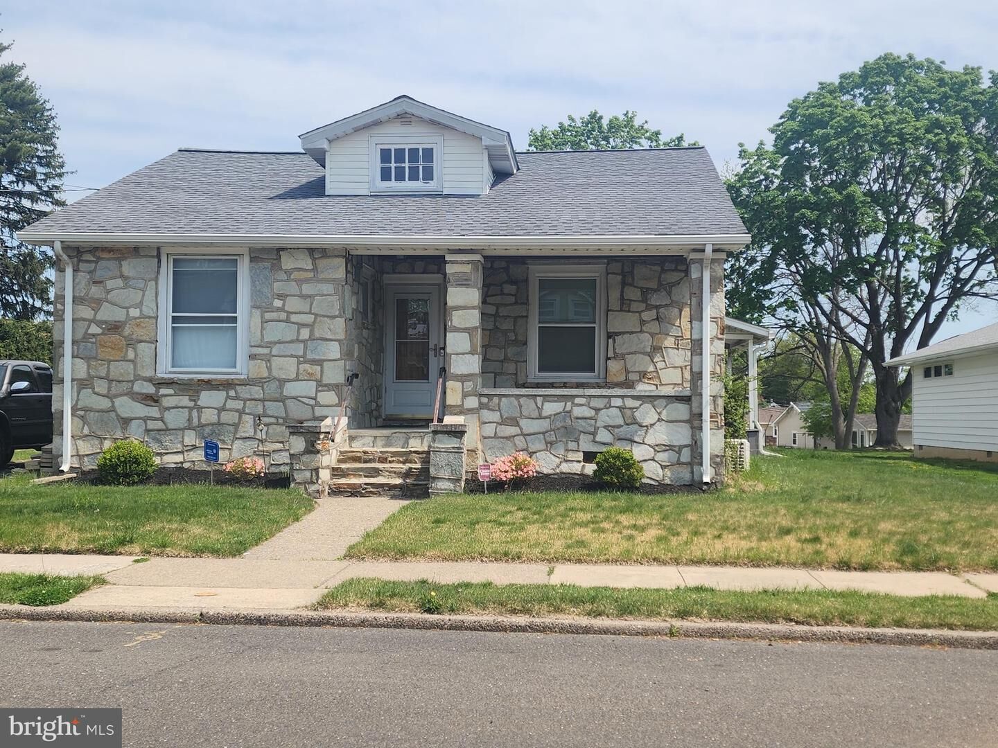 Property Photo:  730 Pilgrim Avenue  NJ 08648 