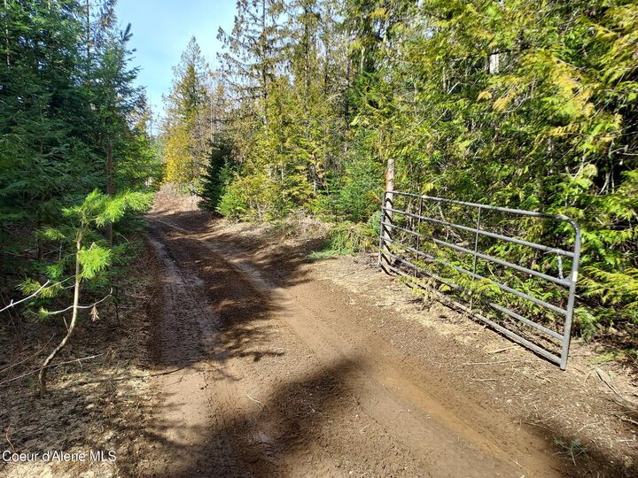 Property Photo:  2244 N Whittum Rd  ID 83856 