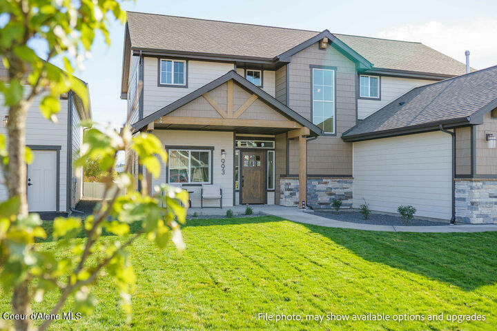Property Photo:  1008 W Cordgrass Ave  ID 83854 
