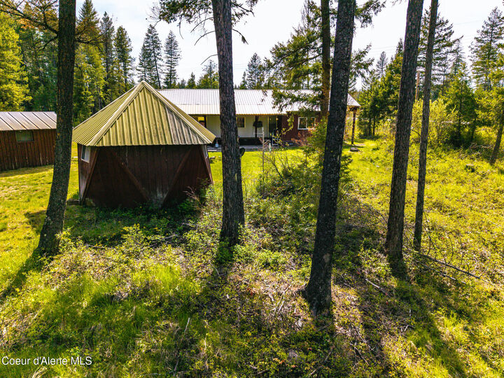 Property Photo:  36701 Highway 41  ID 83822 