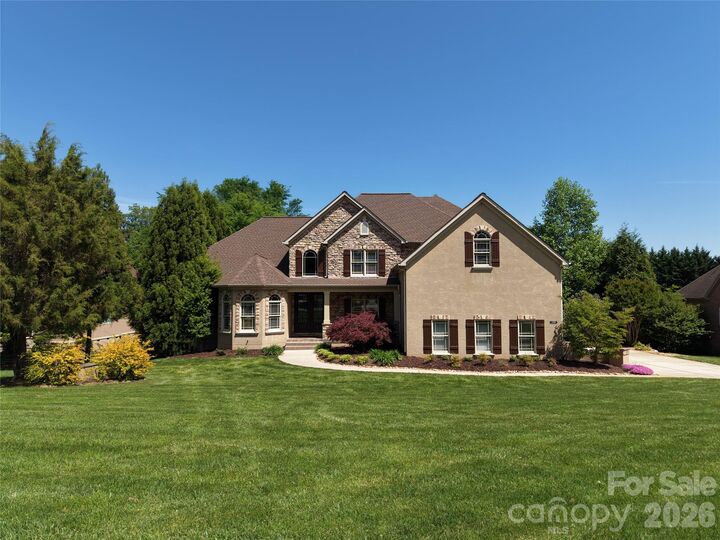 Property Photo:  159 Riverchase Lane  NC 28115 