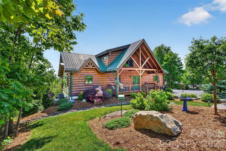 Property Photo:  217 Summit Drive  NC 28761 