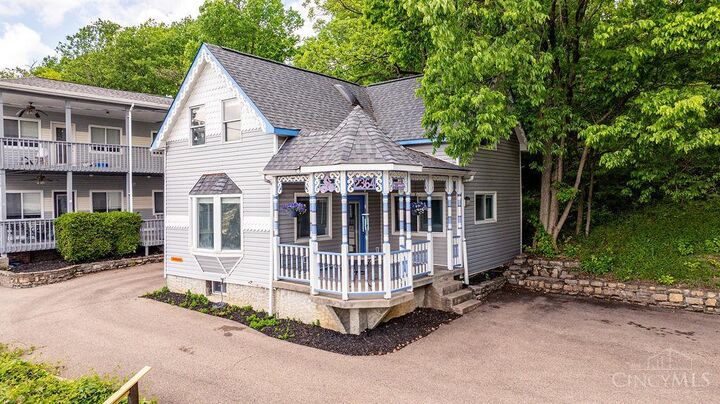 Property Photo: 2364 Gladstone Avenue OH 45202