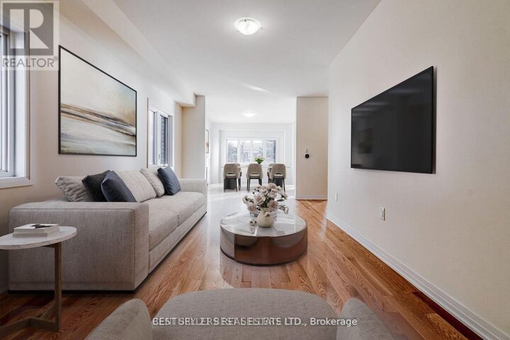 Property Photo:  205 Dingman Street  ON N0G 1A0 