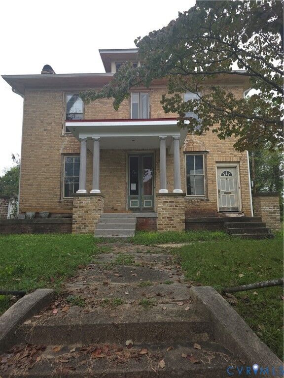 Property Photo:  224 S Jefferson Street  VA 23803 