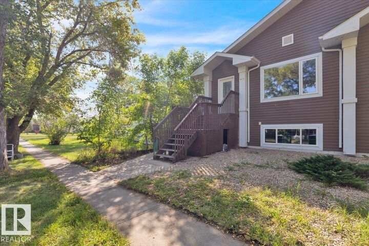 Property Photo: 4711 47 Avenue AB T0A 2W0
