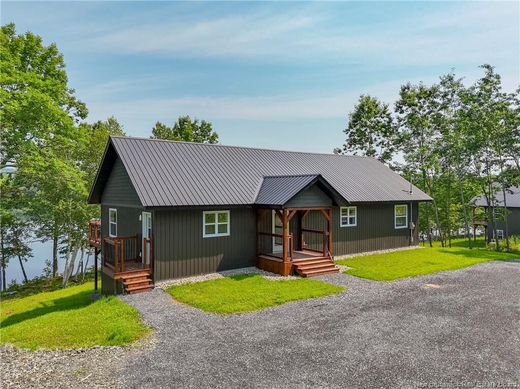Photo de la propriété:  House And Lot Temple Road  NB E6H 1H4 