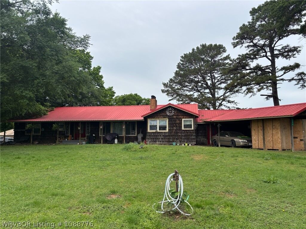 Property Photo:  606 N Forest Avenue  OK 74941 
