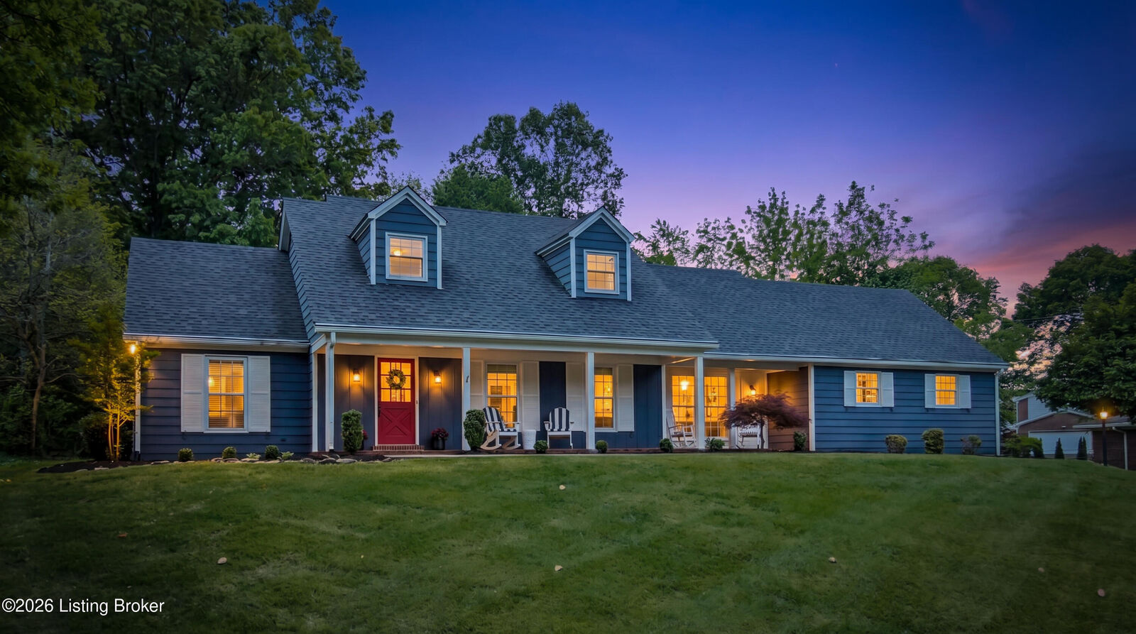 Property Photo: 2413 Stayton Way KY 40242