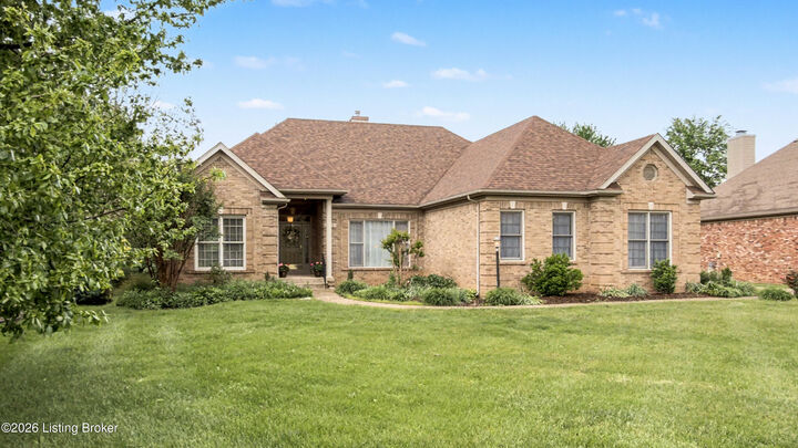 Property Photo:  6109 Chinaberry Ct  KY 40059 