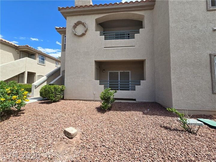 Property Photo:  5415 West Harmon Avenue 1165  NV 89103 