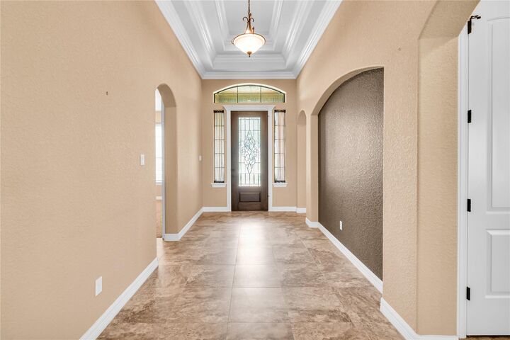 Property Photo:  1100 Southern Oaks Drive  TX 77515 