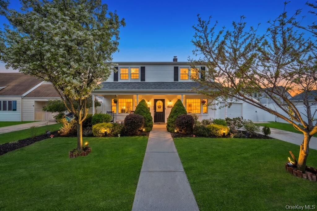 Property Photo:  104 Saddle Lane  NY 11756 