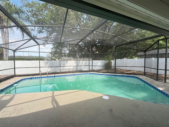 Property Photo:  1438 Tierra Circle  FL 32792 