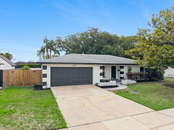 Property Photo:  1438 Tierra Circle  FL 32792 