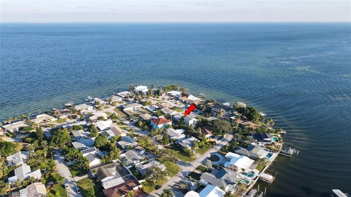 Property Photo:  2671 W Bay Isle Drive SE  FL 33705 