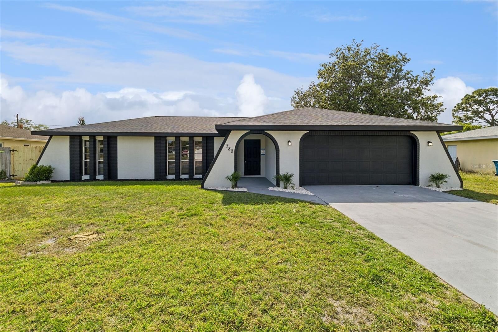 Property Photo:  780 Chelsea Avenue NE  FL 32905 