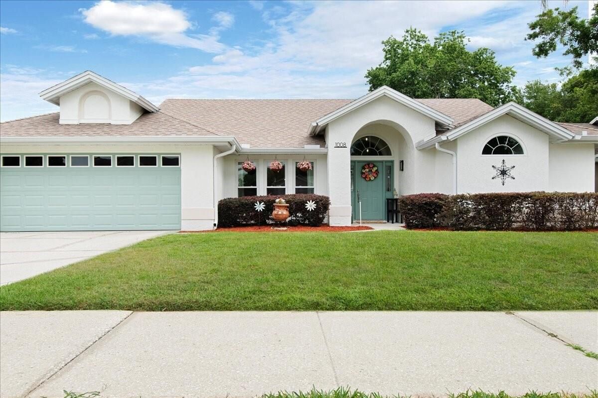 Property Photo: 1008 Moccasin Run Road FL 32765