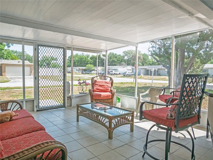 Property Photo:  6436 Cardinal Dr  FL 33760 