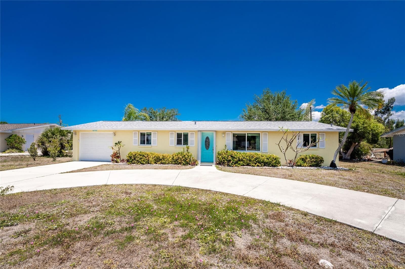 Property Photo: 650 Leach Street FL 34223